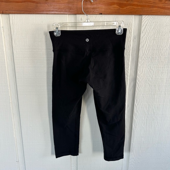 Classic Lululemon Capris - Picture 3 of 5